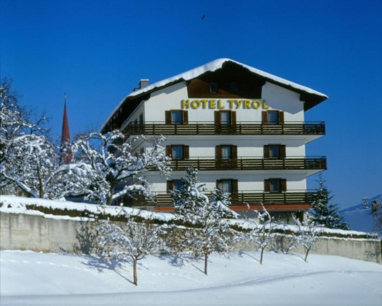 Hotel Tyrol Telfes im Stubai Bagian luar foto