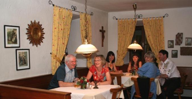 Hotel Tyrol Telfes im Stubai Bagian luar foto